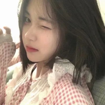 心不在焉的服务生